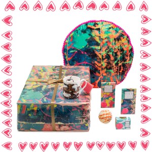 Arthouse Meath Cuddle in a Box Gift Set